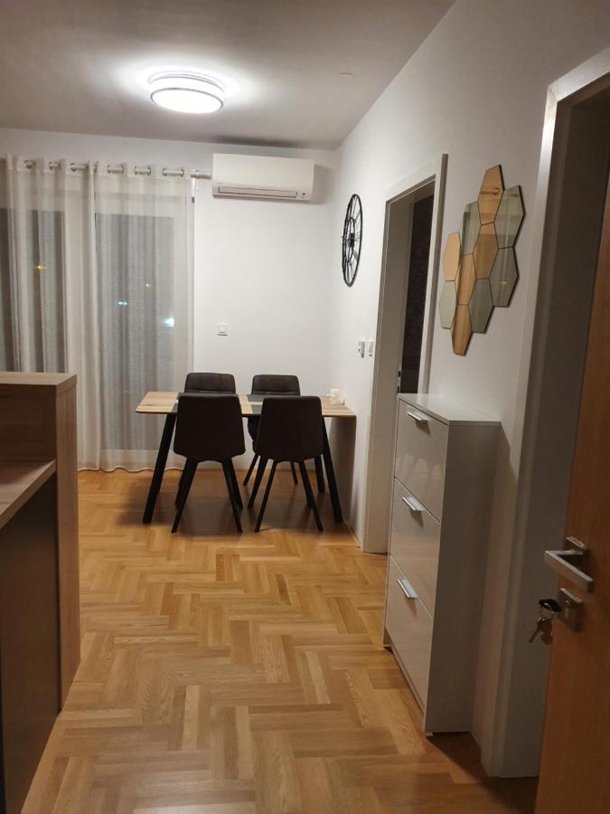 Luka * Zagreb